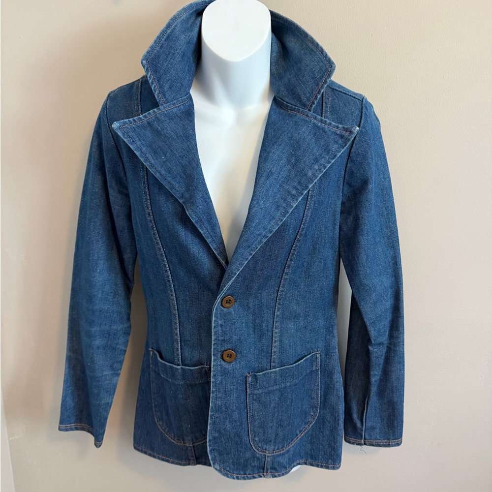 Wrangler x Fred Segal Found Denim Blazer Size M
Western vintage